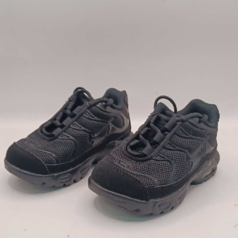 NEW Nike Air Max Plus TD ES Sneakers-Black Size 6C US DR7996001